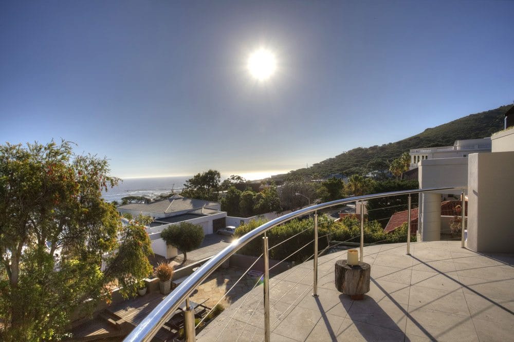 Photo 16 of Ingwelala Camps Bay accommodation in Camps Bay, Cape Town with 4 bedrooms and 4 bathrooms