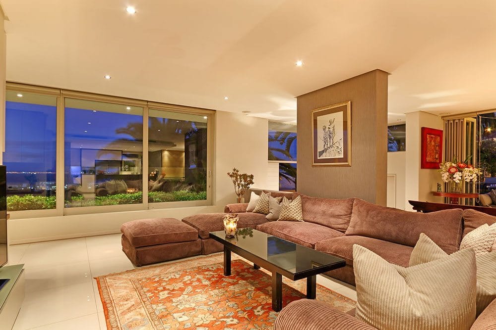 Photo 8 of Chepstow Road Villa accommodation in Green Point, Cape Town with 5 bedrooms and 4 bathrooms