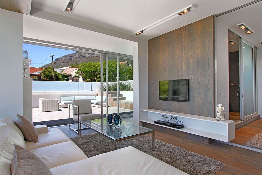 Photo 3 of Elite Penthouse accommodation in Camps Bay, Cape Town with 1 bedrooms and 1 bathrooms