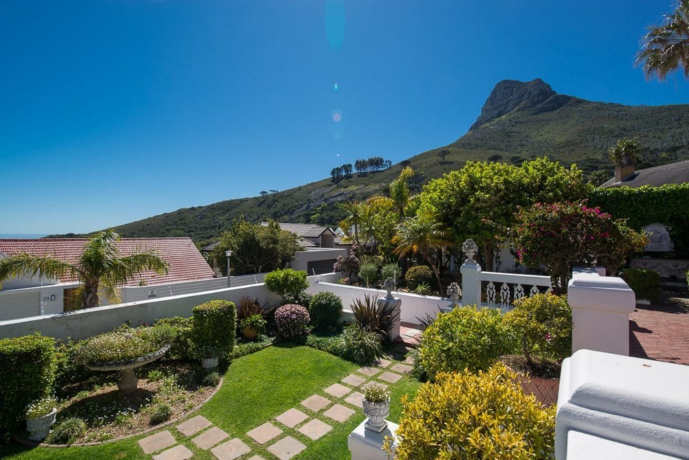 Photo 14 of Atholl Charm Villa accommodation in Camps Bay, Cape Town with 3 bedrooms and 2 bathrooms