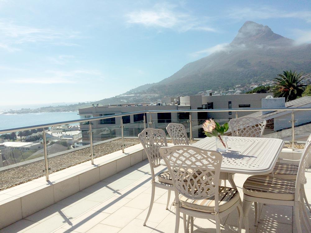 Photo 12 of The Rocks accommodation in Camps Bay, Cape Town with 4 bedrooms and 3.5 bathrooms