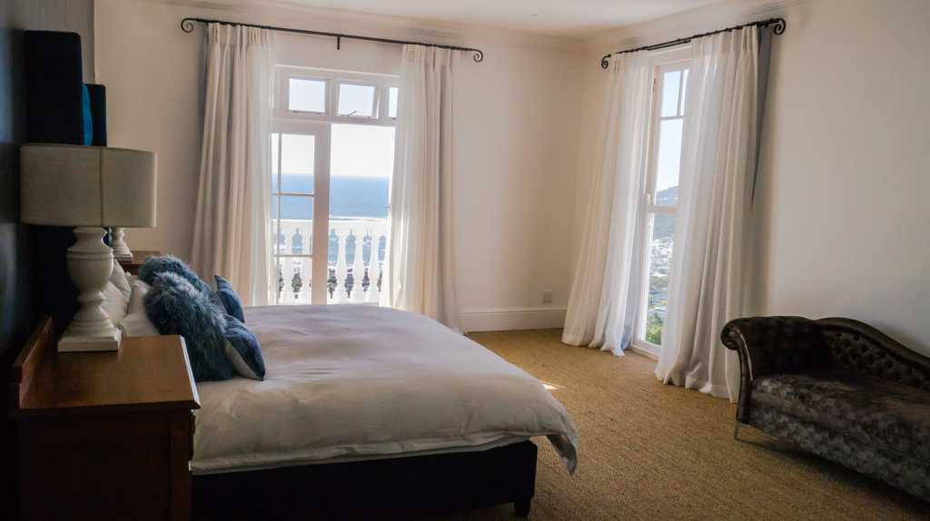 Photo 7 of Camps Bay Views accommodation in Camps Bay, Cape Town with 4 bedrooms and 4 bathrooms