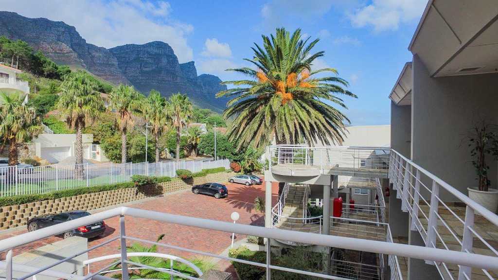 Photo 2 of 17 Oceana accommodation in Camps Bay, Cape Town with 2 bedrooms and 2 bathrooms