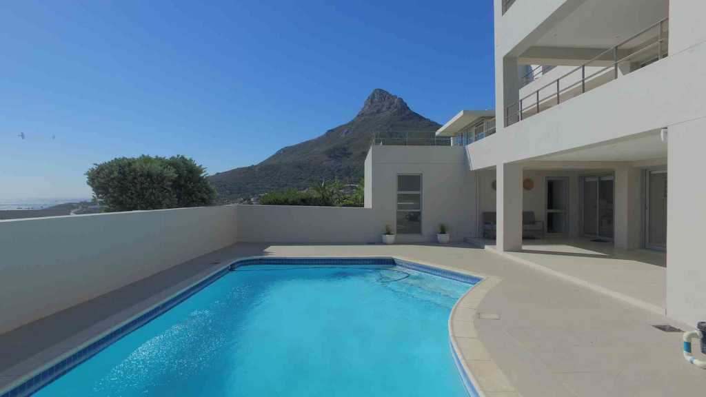 Photo 16 of Camps Bay Upper Tree Villa accommodation in Camps Bay, Cape Town with 5 bedrooms and 5 bathrooms