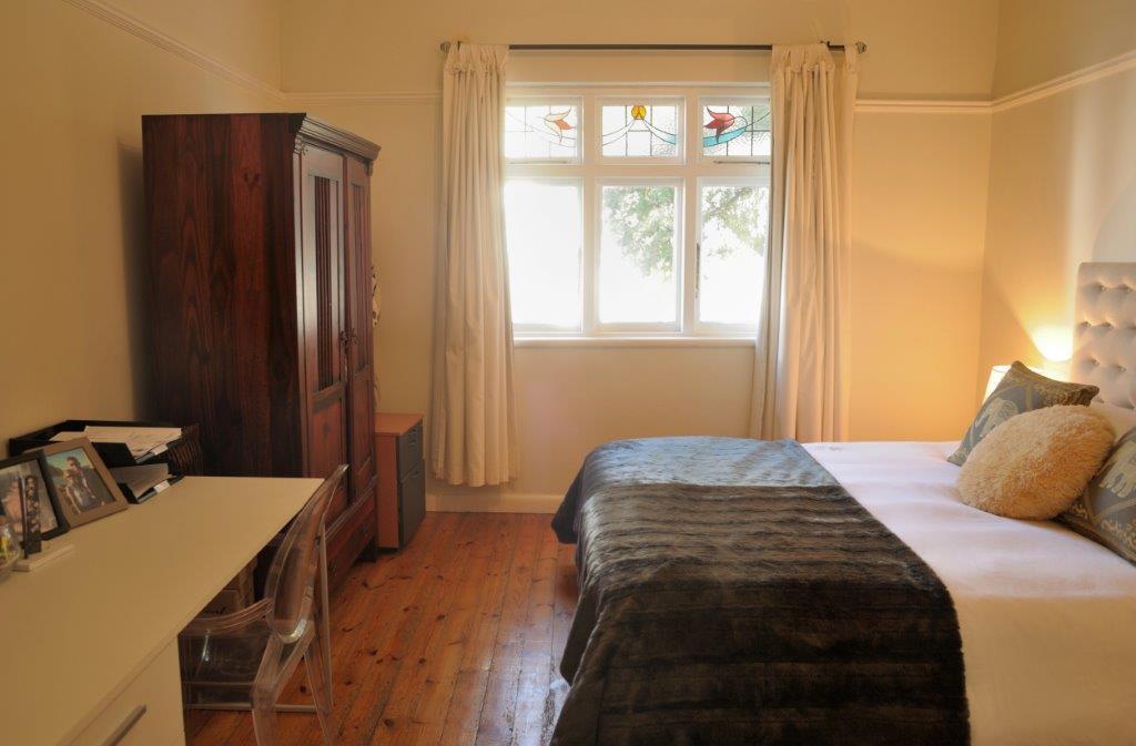 Photo 6 of High Level Road House accommodation in Green Point, Cape Town with 3 bedrooms and  bathrooms