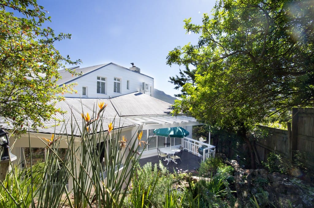 Photo 6 of Fountain House accommodation in Hout Bay, Cape Town with 4 bedrooms and 3 bathrooms