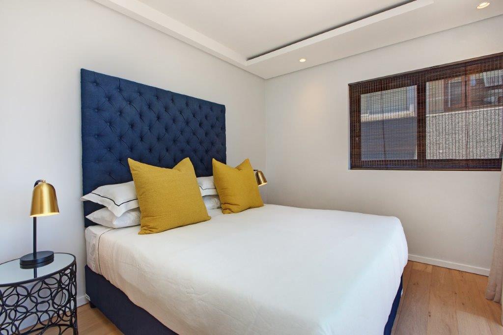 Photo 14 of Evergold accommodation in Sea Point, Cape Town with 2 bedrooms and 2 bathrooms