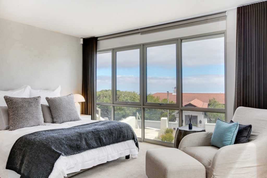 Photo 22 of Hely Views accommodation in Camps Bay, Cape Town with 5 bedrooms and 5 bathrooms
