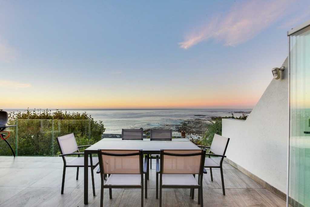 Photo 12 of Houghton Views accommodation in Camps Bay, Cape Town with 4 bedrooms and 4 bathrooms