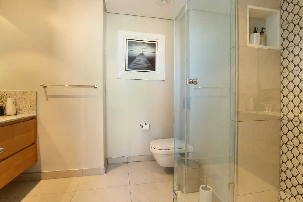 Photo 12 of Silo Luxury Suites accommodation in V&A Waterfront, Cape Town with 2 bedrooms and 2 bathrooms