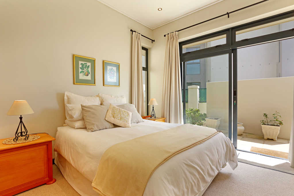 Photo 16 of Stonehurst Villa accommodation in Tokai, Cape Town with 4 bedrooms and 3 bathrooms