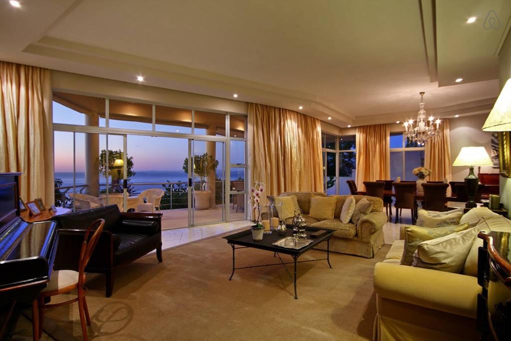 Photo 6 of Villa Marina accommodation in Bantry Bay, Cape Town with 4 bedrooms and 4 bathrooms