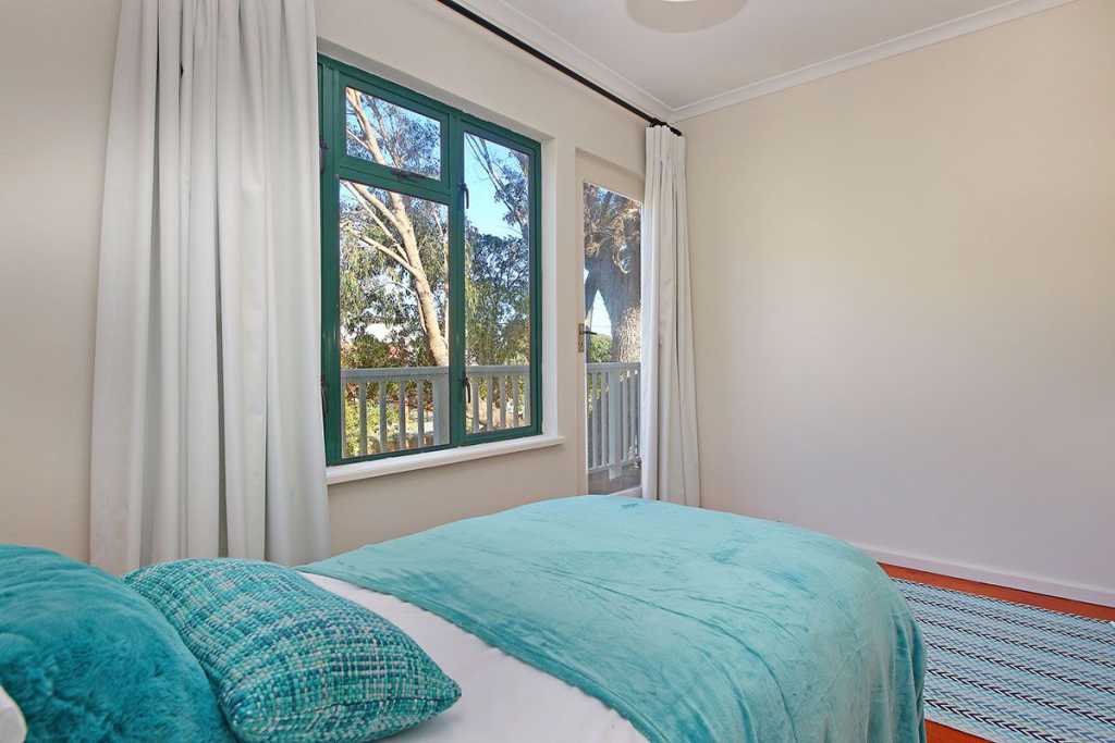 Photo 10 of Wavesound accommodation in Kommetjie, Cape Town with 3 bedrooms and 2 bathrooms