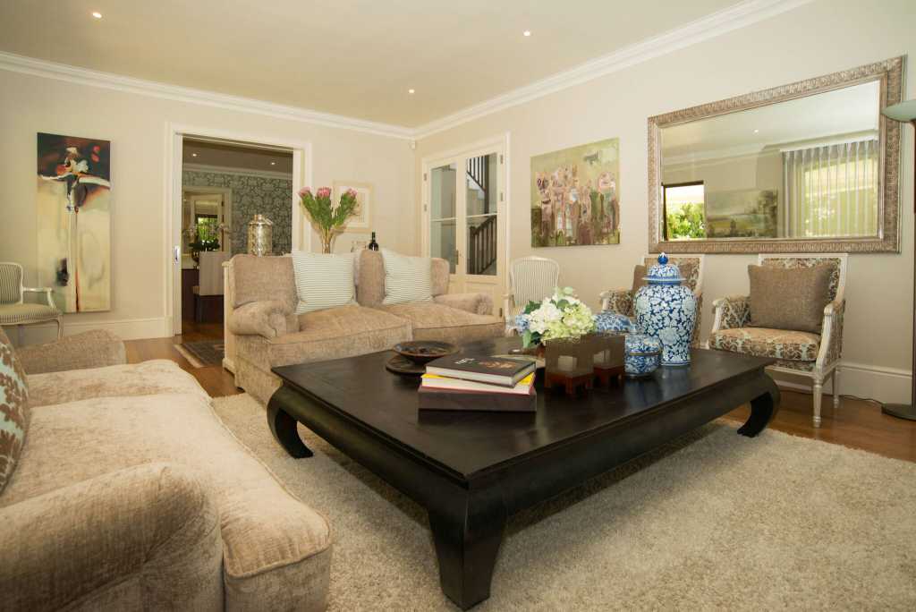 Photo 9 of Eagle Constantia accommodation in Constantia, Cape Town with 4 bedrooms and 4 bathrooms