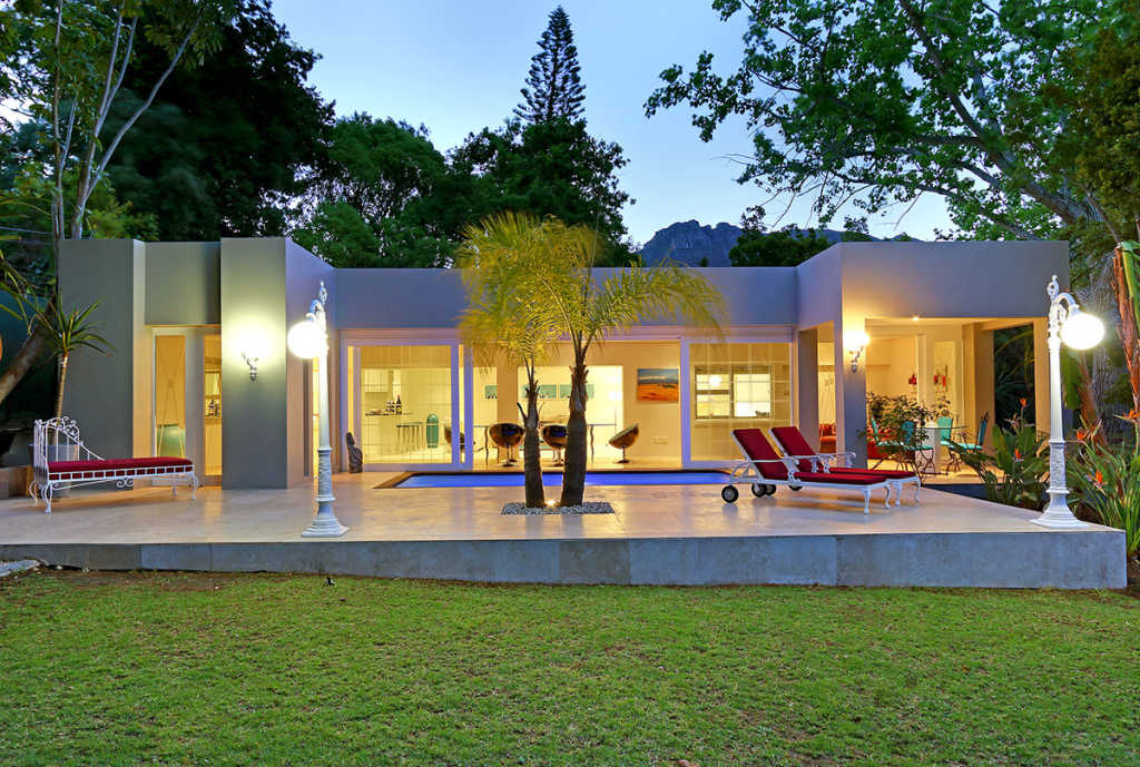 Photo 13 of Belair Cottage accommodation in Constantia, Cape Town with 2 bedrooms and 2 bathrooms