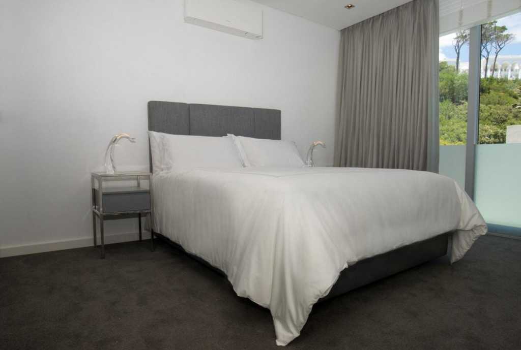 Photo 14 of Habrok accommodation in Camps Bay, Cape Town with 4 bedrooms and 4 bathrooms