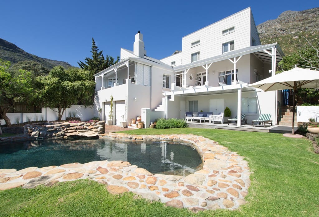 Photo 1 of Fountain House accommodation in Hout Bay, Cape Town with 4 bedrooms and 3 bathrooms