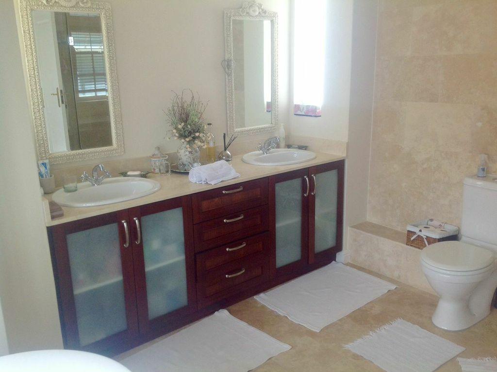 Photo 15 of Chennels Villa accommodation in Tokai, Cape Town with 4 bedrooms and 3 bathrooms