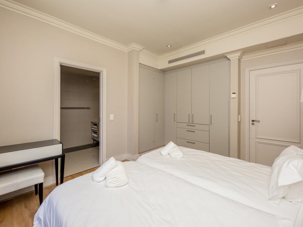 Photo 12 of 407 Royale accommodation in Green Point, Cape Town with 3 bedrooms and 3 bathrooms
