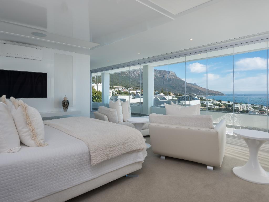 Photo 18 of Casa Camps Bay Drive accommodation in Camps Bay, Cape Town with 6 bedrooms and 6 bathrooms