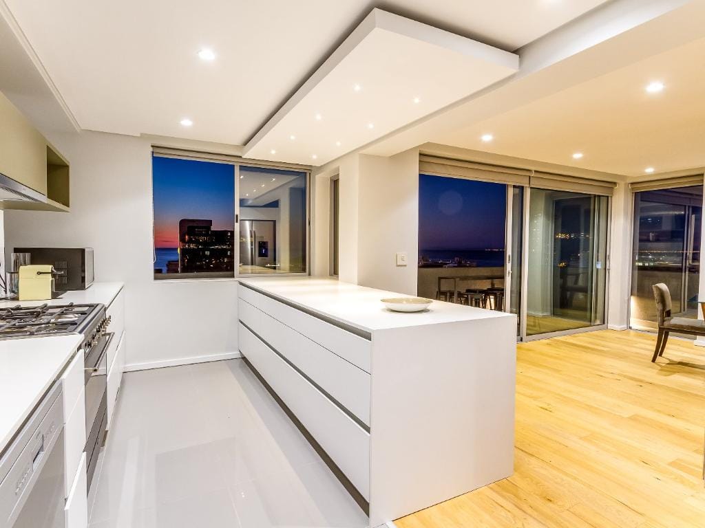 Photo 11 of 66 on K Luxury Penthouse accommodation in Fresnaye, Cape Town with 4 bedrooms and 4 bathrooms