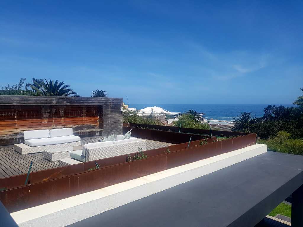 Photo 5 of Elite Duo accommodation in Camps Bay, Cape Town with 2 bedrooms and 2 bathrooms