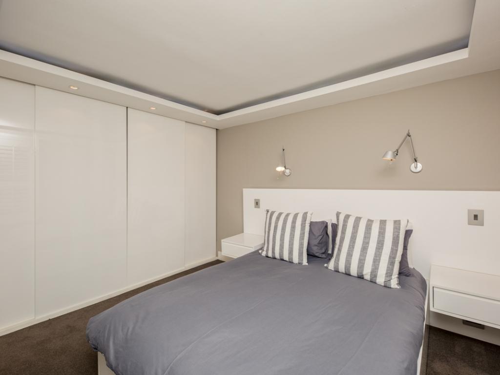 Photo 11 of Hideaway accommodation in V&A Waterfront, Cape Town with 1 bedrooms and 1 bathrooms