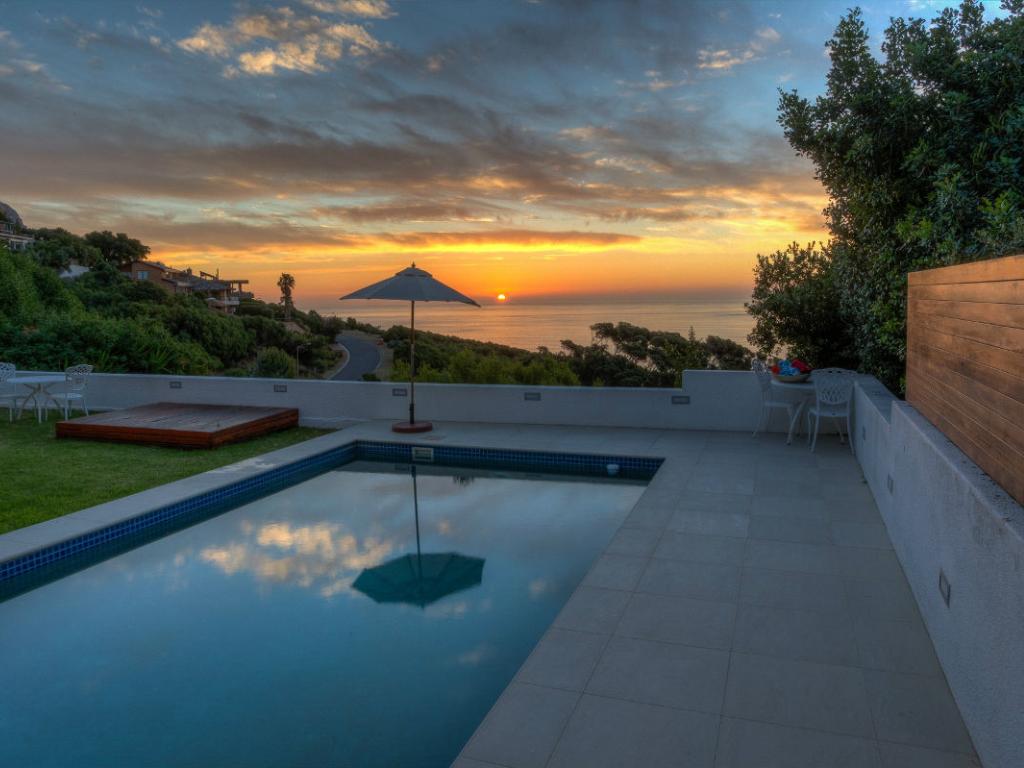 Photo 5 of Hoopoe Villa accommodation in Camps Bay, Cape Town with 4 bedrooms and 4 bathrooms