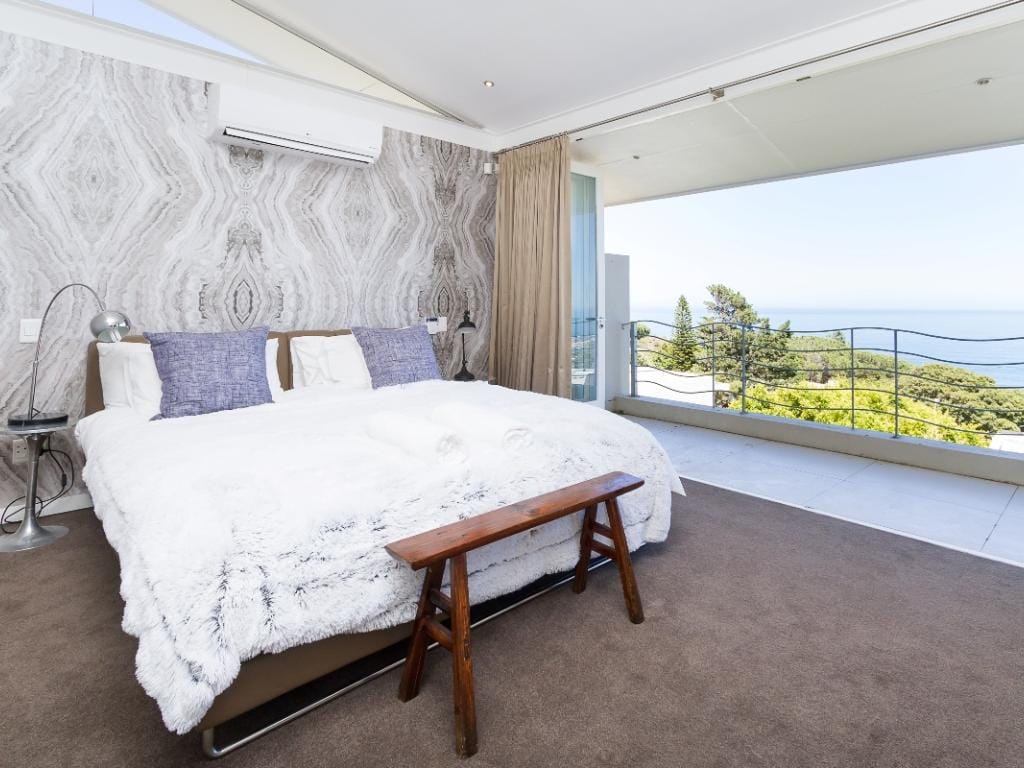 Photo 9 of Horak Haven accommodation in Camps Bay, Cape Town with 3 bedrooms and 3 bathrooms