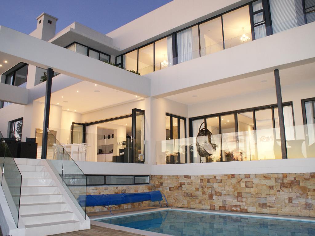 Photo 1 of Omorphi accommodation in Camps Bay, Cape Town with 5 bedrooms and 4.5 bathrooms