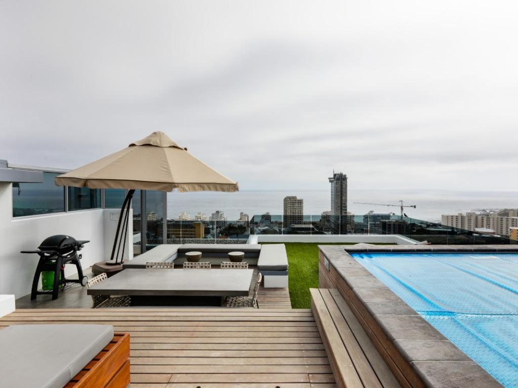 Photo 23 of Penthouse on B accommodation in Sea Point, Cape Town with 2 bedrooms and 2 bathrooms