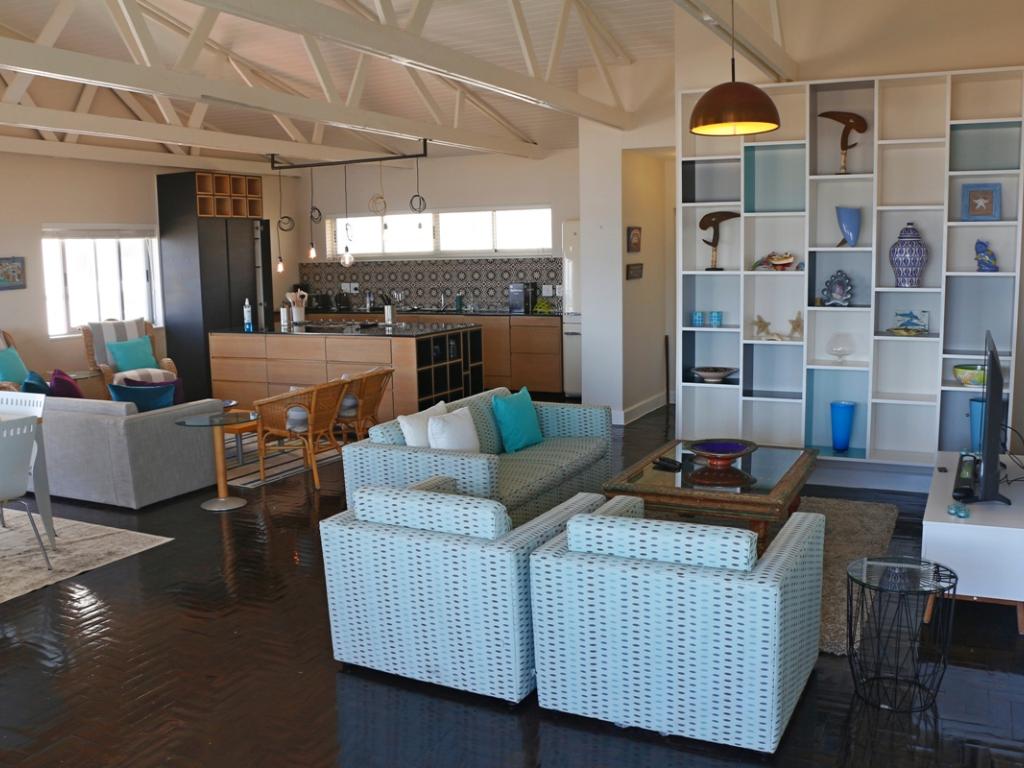 Photo 5 of Valentine Apartment accommodation in Mouille Point, Cape Town with 2 bedrooms and 2 bathrooms