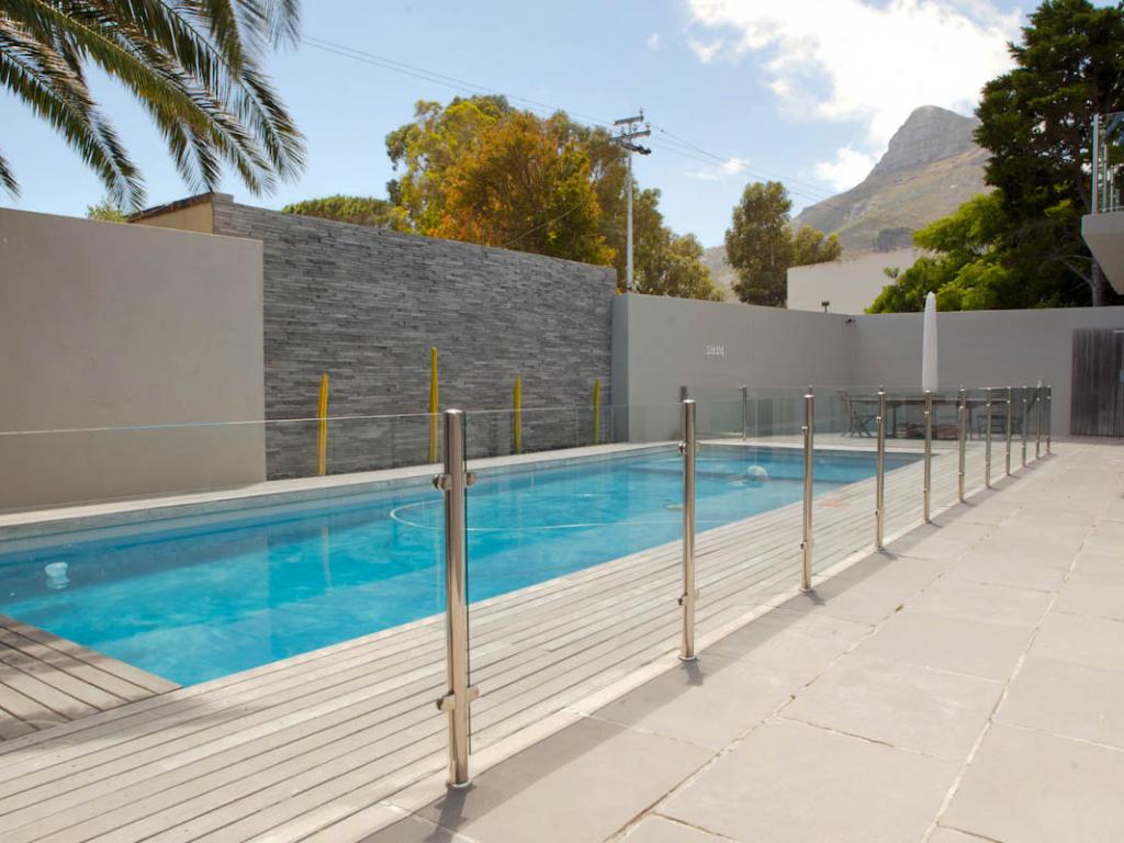 Photo 13 of Villa Central Drive accommodation in Camps Bay, Cape Town with 5 bedrooms and 5 bathrooms