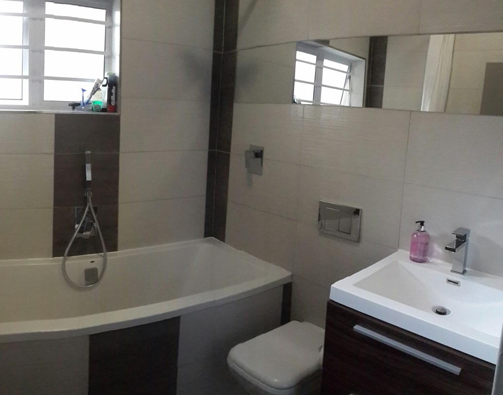 Photo 1 of Apartment Sydney accommodation in Mouille Point, Cape Town with 1 bedrooms and 1 bathrooms