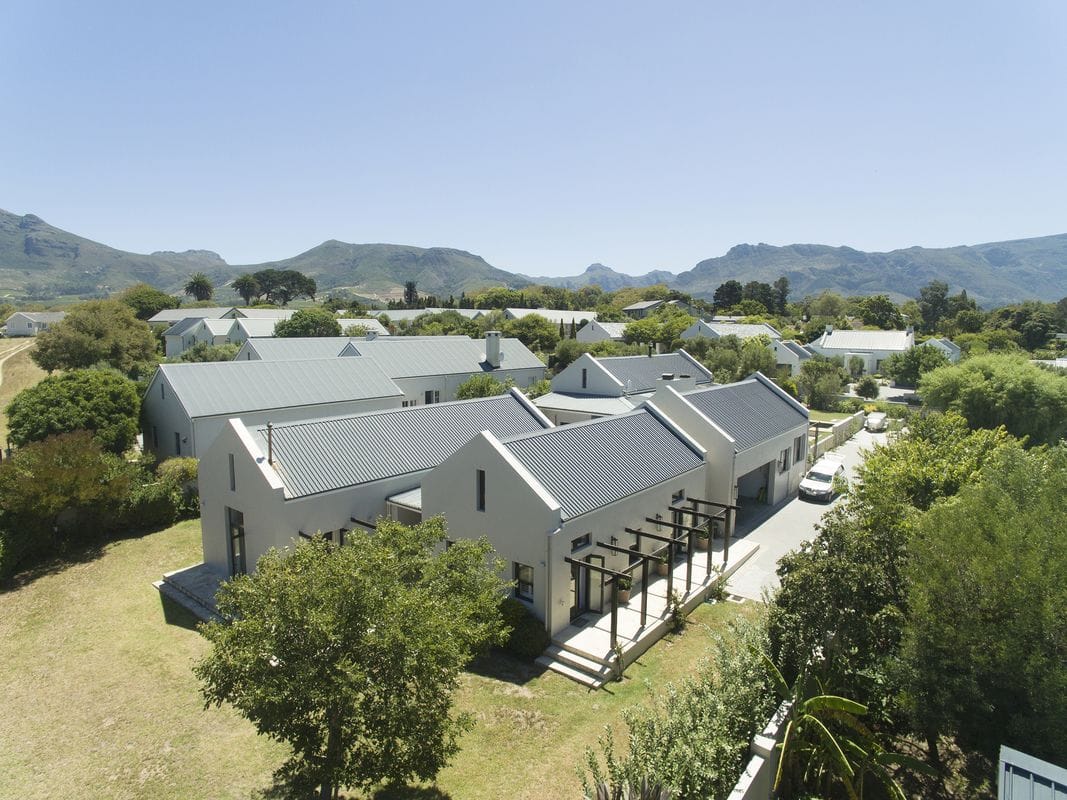 Photo 17 of Constantia Modern Villa accommodation in Constantia, Cape Town with 5 bedrooms and 6 bathrooms