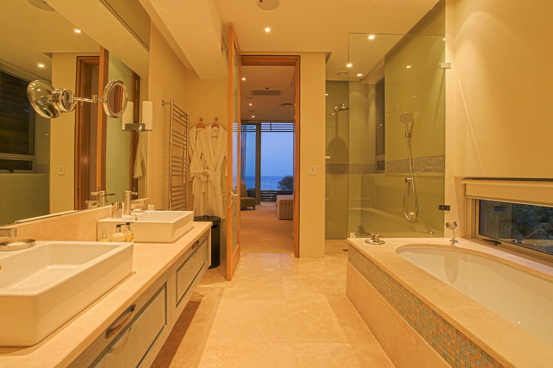 Photo 6 of Bantry Bay Villa accommodation in Bantry Bay, Cape Town with 5 bedrooms and 5 bathrooms
