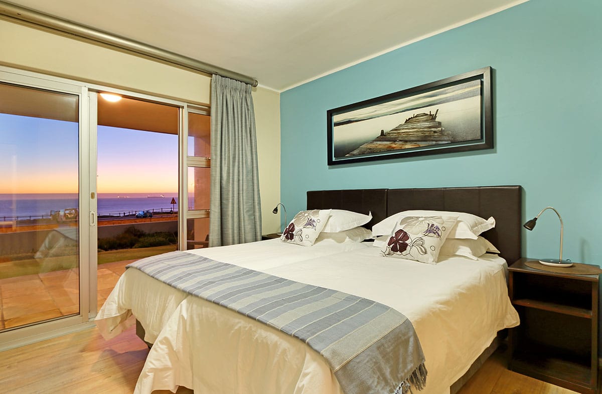 Photo 10 of Blouberg Sea Spray accommodation in Bloubergstrand, Cape Town with 3 bedrooms and 2 bathrooms