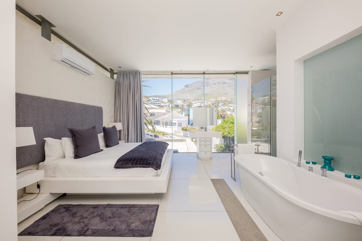 Photo 18 of 15 Views Penthouse accommodation in Camps Bay, Cape Town with 1 bedrooms and 1 bathrooms