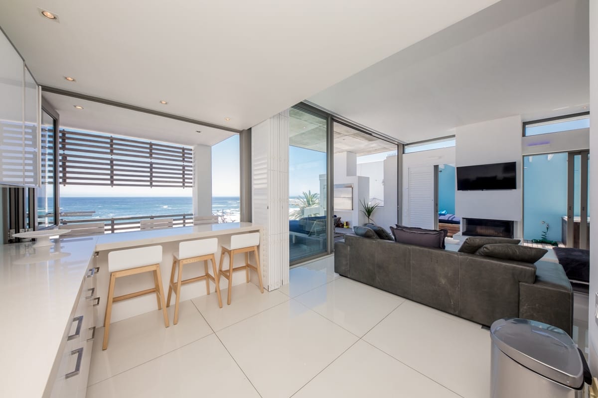 Photo 7 of 15 Views Penthouse accommodation in Camps Bay, Cape Town with 1 bedrooms and 1 bathrooms