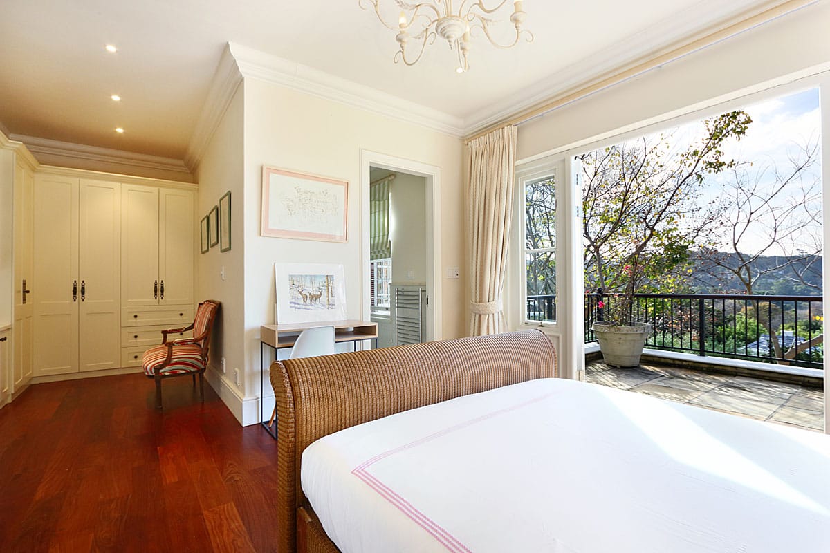 Photo 13 of 5 Star Constantia accommodation in Constantia, Cape Town with 6 bedrooms and 6.5 bathrooms