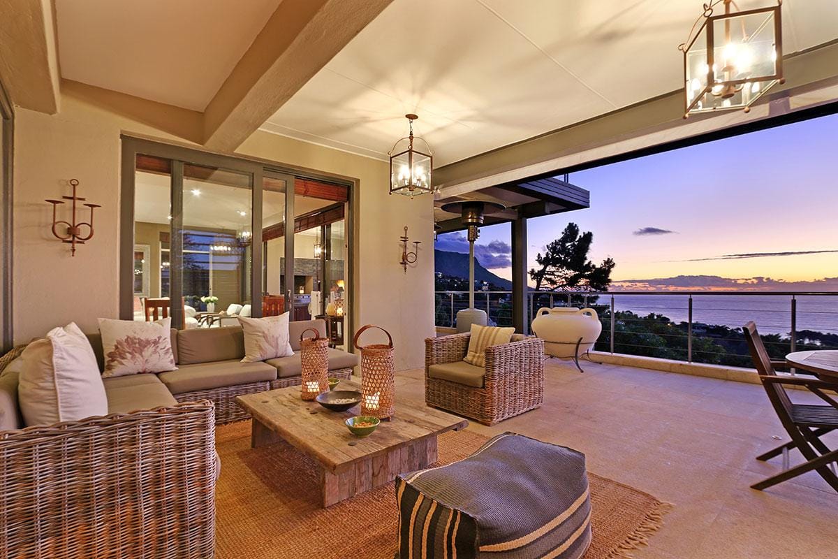 Photo 5 of 50 on Hely accommodation in Camps Bay, Cape Town with 6 bedrooms and 3 bathrooms