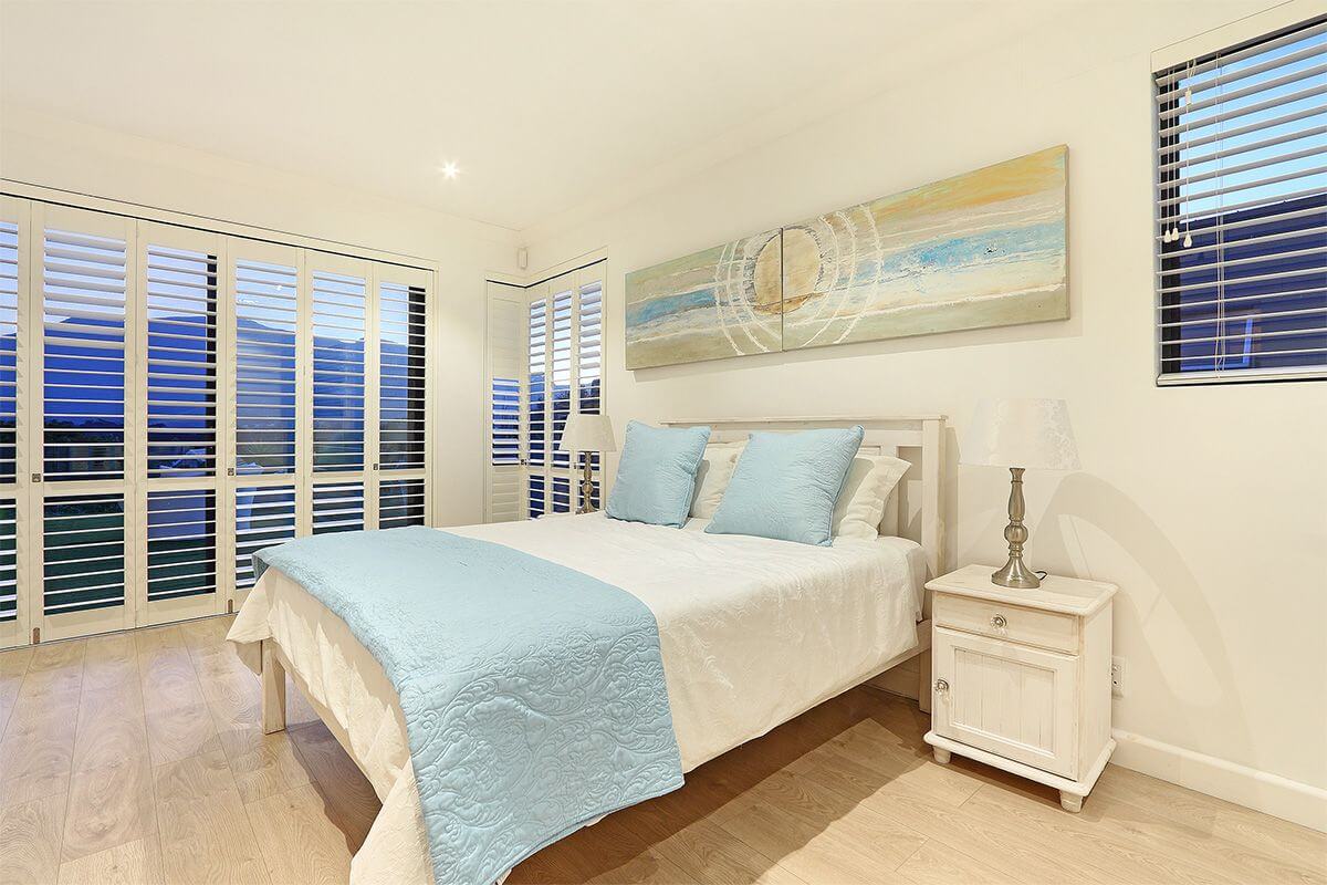 Photo 8 of Purcell Villa 4 accommodation in Constantia, Cape Town with 4 bedrooms and 4 bathrooms