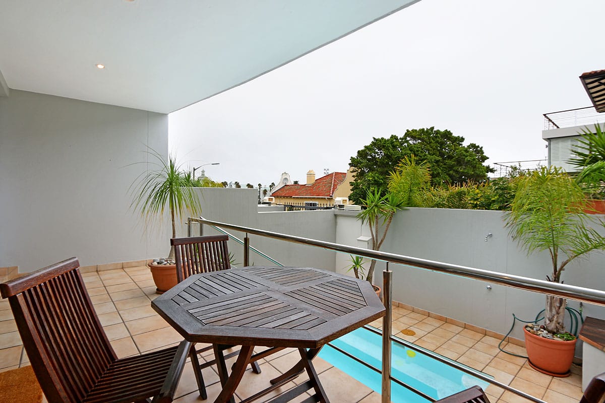 Photo 11 of Aqua Steps accommodation in Camps Bay, Cape Town with 3 bedrooms and 2.5 bathrooms