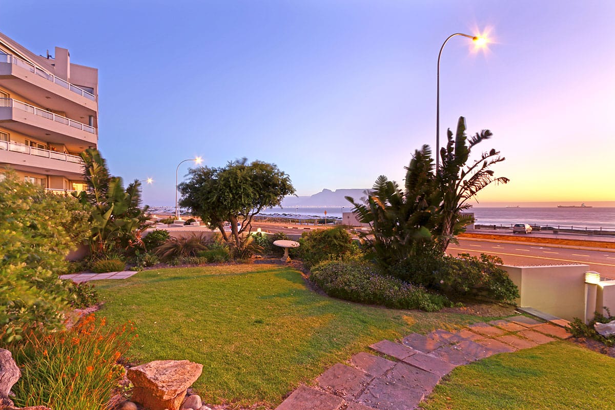 Photo 17 of Blouberg Sea Spray accommodation in Bloubergstrand, Cape Town with 3 bedrooms and 2 bathrooms