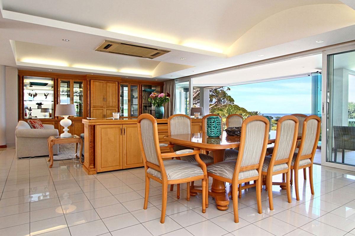 Photo 27 of Camps Bay Meadows accommodation in Camps Bay, Cape Town with 7 bedrooms and 5 bathrooms