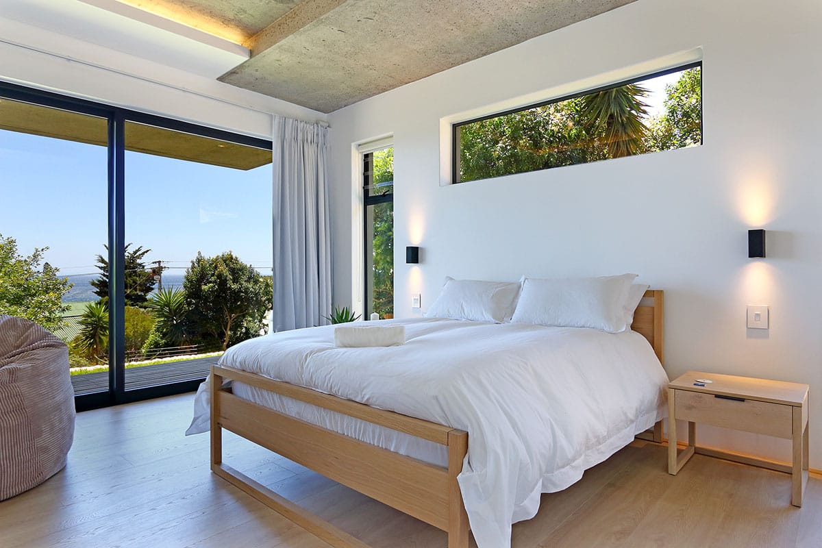Photo 16 of Camps Bay Nima accommodation in Camps Bay, Cape Town with 2 bedrooms and 2 bathrooms