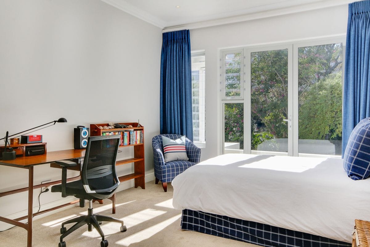 Photo 13 of Constantia House accommodation in Constantia, Cape Town with 4 bedrooms and 3 bathrooms