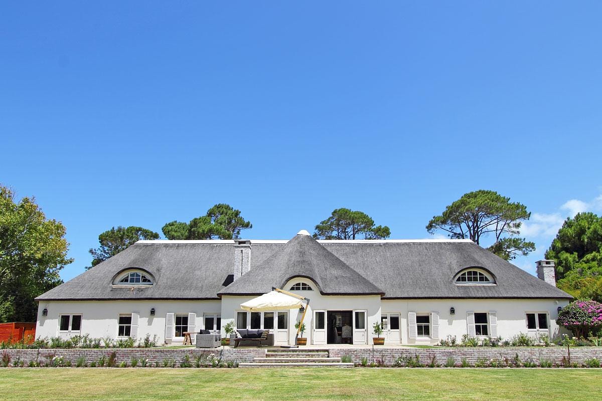 Photo 1 of Constantia Valley Walk accommodation in Constantia, Cape Town with 5 bedrooms and 3 bathrooms