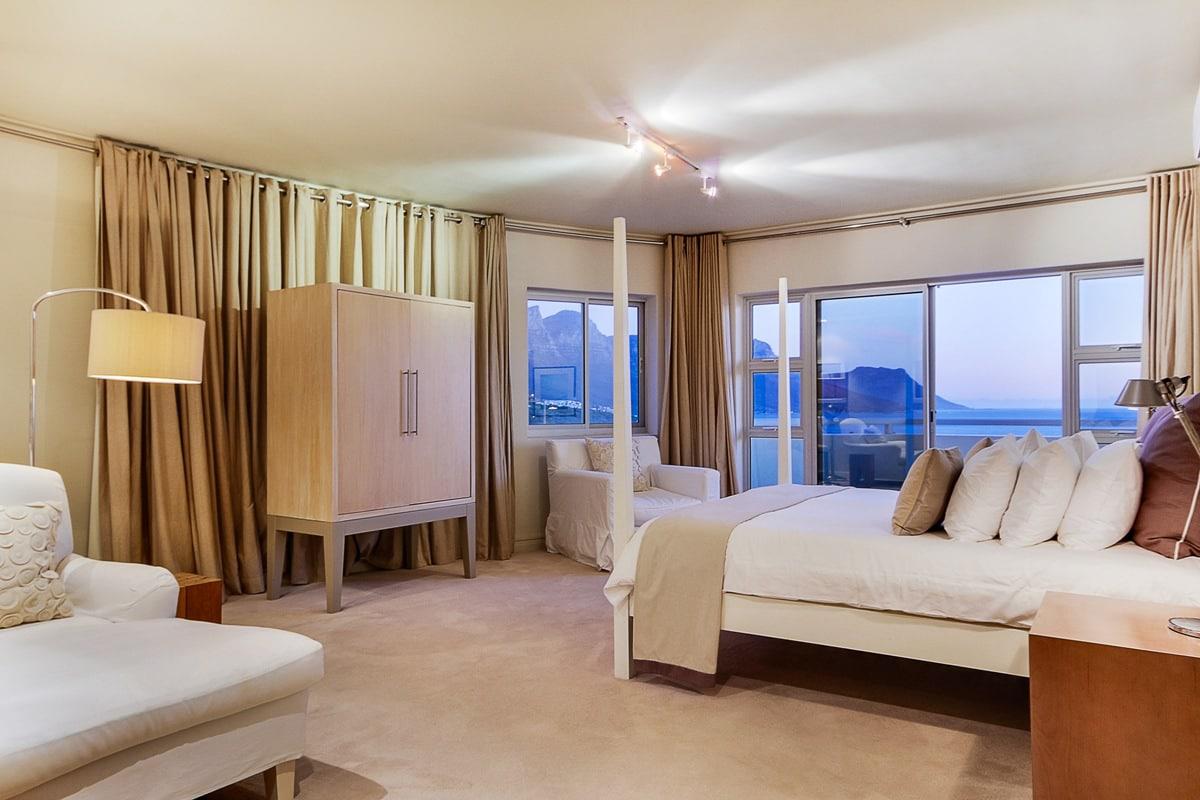 Photo 19 of Dunmore Views accommodation in Clifton, Cape Town with 3 bedrooms and 2 bathrooms