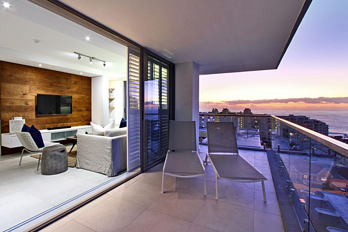 Photo 18 of Fairmont 1001 accommodation in Sea Point, Cape Town with 3 bedrooms and 2 bathrooms